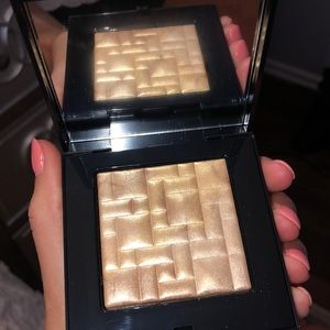 Bobbi Brown Moon Glow Highlight Powder